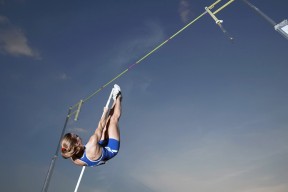 乐鱼app下载-BLG赛季黑马逆风表现，黑马逆袭是什么意思