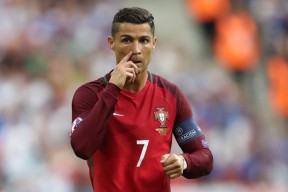 乐鱼体育入口-中立代表队B选手普里戈达50蛙展现经验，普里戈金百度百科