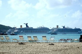 乐鱼体育官网登录-“东安湖体育公园迎来跑酷明星，挑战全新极限”